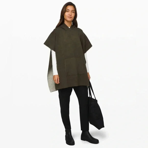 Lululemon All In A Day Hooded Poncho Heathered Highlander / Dark Olive One Size - Picture 2 of 13